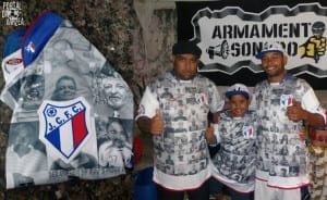 camiseta toc novidade